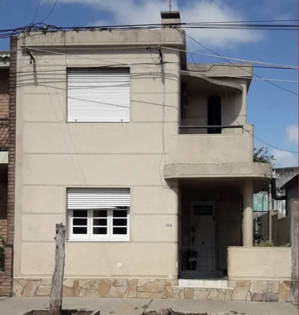 RIO BRANCO N° 362 a una cuadra de Lecueder.